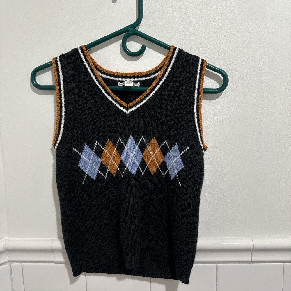 Black Tilly’s Argyle Sweater Vest